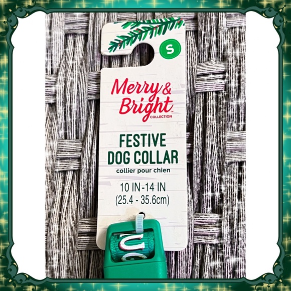 S Petsmart Winter Green Holiday Dog Collar Naughty Nice Gold Cat Christmas SMALL - Picture 3 of 8